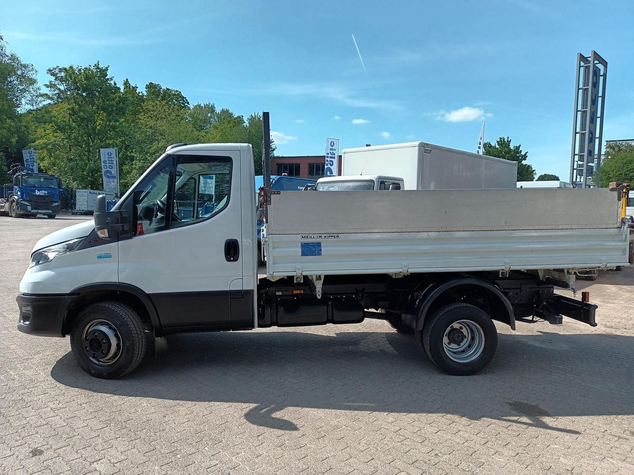 Iveco Daily 70C18H Meiler Kipper Dreiseitenkipper 1... - قلاب صغير: صورة 2 Iveco Daily 70C18H Meiler Kipper Dreiseitenkipper 1... - قلاب صغير: صورة 2