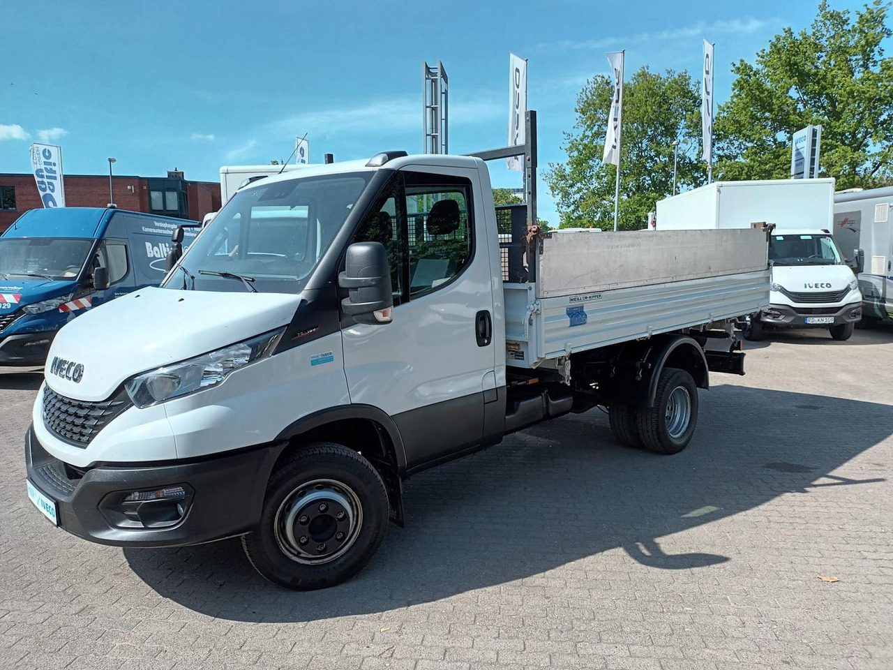 Iveco Daily 70C18H Meiler Kipper Dreiseitenkipper 1... - قلاب صغير: صورة 1 Iveco Daily 70C18H Meiler Kipper Dreiseitenkipper 1... - قلاب صغير: صورة 1