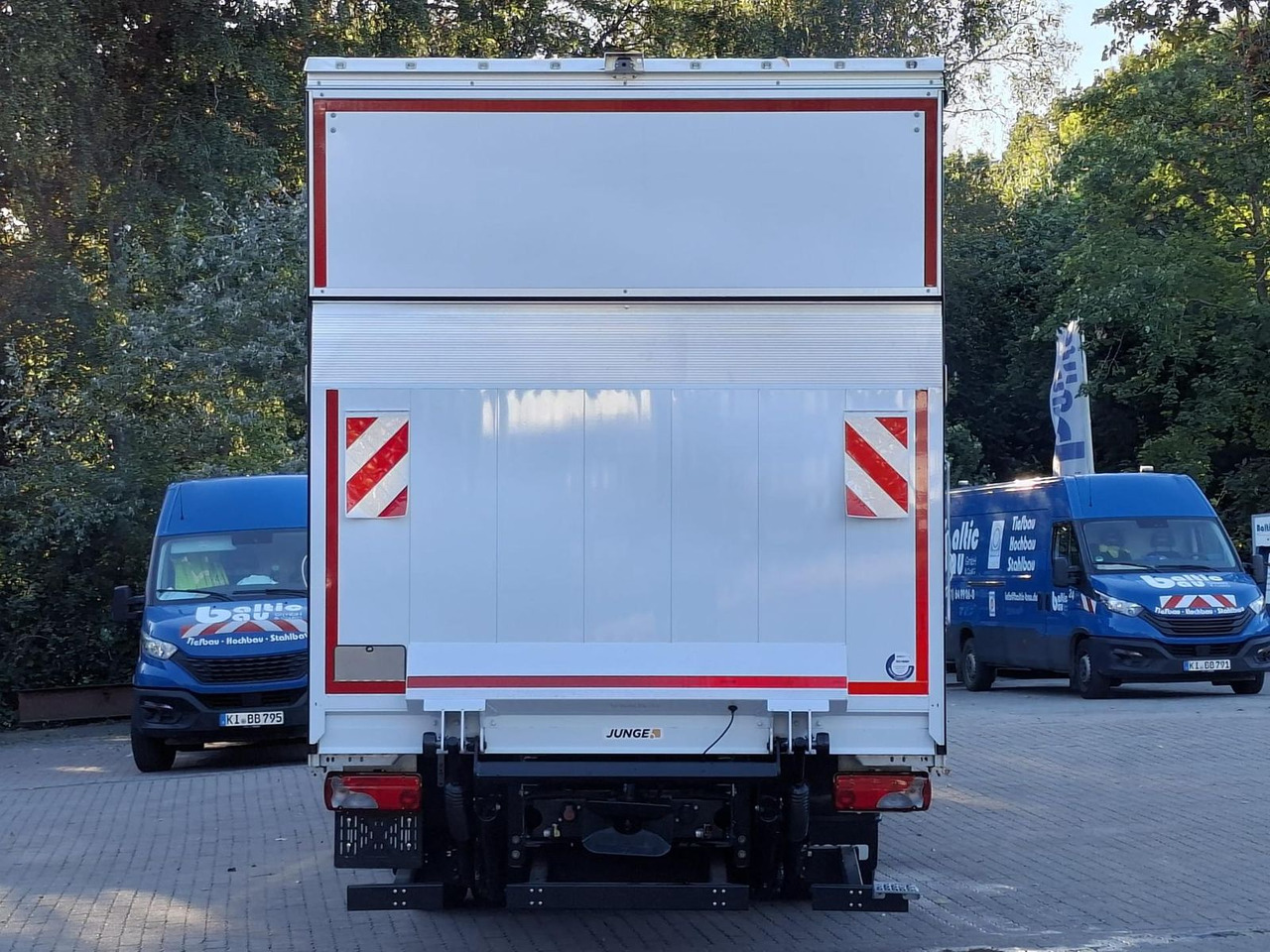 Iveco ML120E25/P JUNGE Schiebeplane LBW 1,5t AHK 18... - شاحنة: صورة 5 Iveco ML120E25/P JUNGE Schiebeplane LBW 1,5t AHK 18... - شاحنة: صورة 5