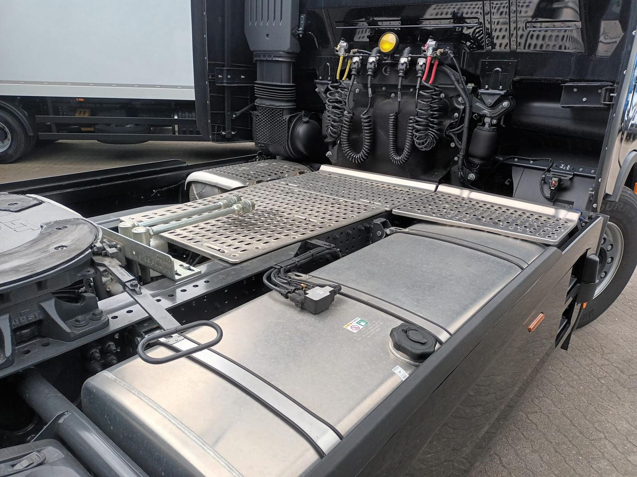 Iveco X-Way S-Way Sattelzugmaschine 500PS 18-20t zG... Iveco X-Way S-Way Sattelzugmaschine 500PS 18-20t zG...: صورة 6 Iveco X-Way S-Way Sattelzugmaschine 500PS 18-20t zG... Iveco X-Way S-Way Sattelzugmaschine 500PS 18-20t zG...: صورة 6