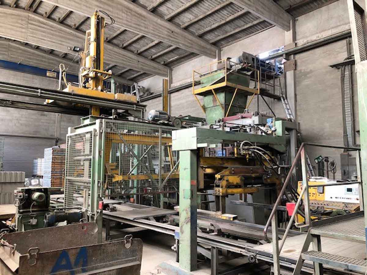 Henke Variant – Brick Manufacturing Plant / Steinfertigungsanlage - ماكينة البلوك: صورة 3 Henke Variant – Brick Manufacturing Plant / Steinfertigungsanlage - ماكينة البلوك: صورة 3