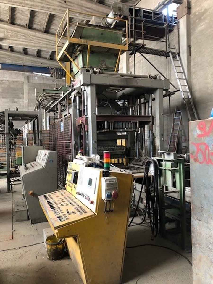 Henke Variant – Brick Manufacturing Plant / Steinfertigungsanlage - ماكينة البلوك: صورة 2 Henke Variant – Brick Manufacturing Plant / Steinfertigungsanlage - ماكينة البلوك: صورة 2