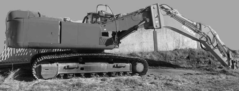 Hitachi KMC350 – Demolition excavator / Abbruchbagger - حفارة: صورة 1 Hitachi KMC350 – Demolition excavator / Abbruchbagger - حفارة: صورة 1