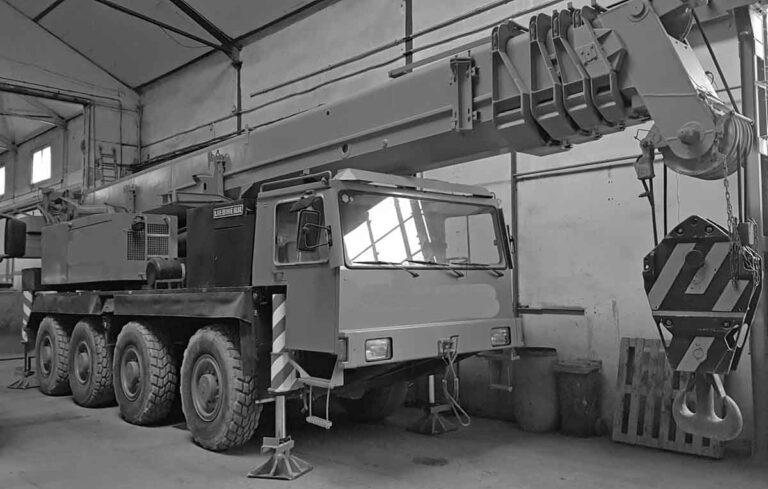 Liebherr LTM1070 – mobile crane / Mobilkran - موبايل كرين: صورة 1 Liebherr LTM1070 – mobile crane / Mobilkran - موبايل كرين: صورة 1
