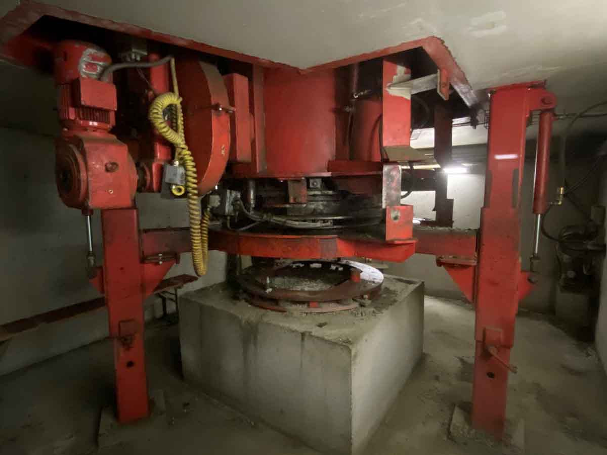 Niemeyer – manhole finisher / Schachtfertiger - معدات الخرسانة: صورة 2 Niemeyer – manhole finisher / Schachtfertiger - معدات الخرسانة: صورة 2