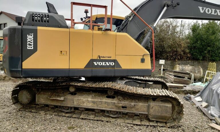 Volvo EC220 EL – excavator / Kettenbagger - حفار زحاف: صورة 1 Volvo EC220 EL – excavator / Kettenbagger - حفار زحاف: صورة 1