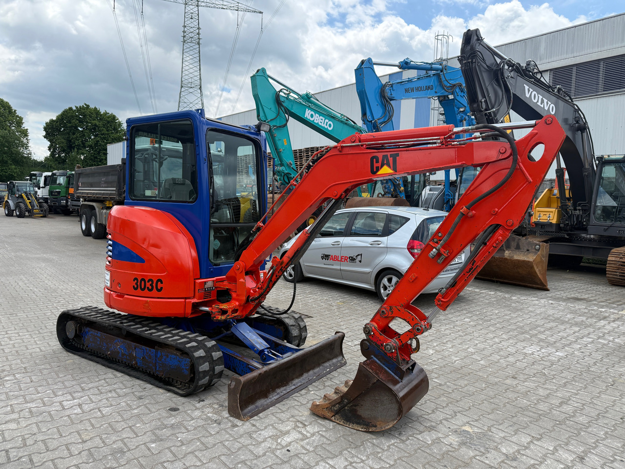 Caterpillar 303C Minibagger - حفارة: صورة 2 Caterpillar 303C Minibagger - حفارة: صورة 2