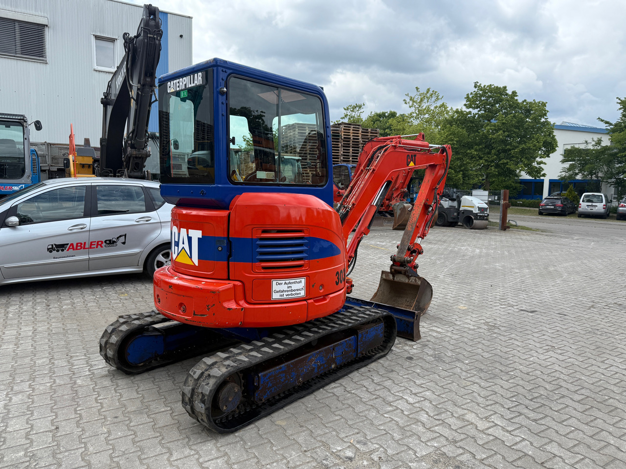 Caterpillar 303C Minibagger - حفارة: صورة 4 Caterpillar 303C Minibagger - حفارة: صورة 4