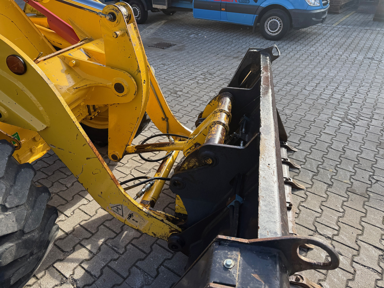 جرافة حفار Komatsu WB98A-2 Baggerlader SW: صورة 15