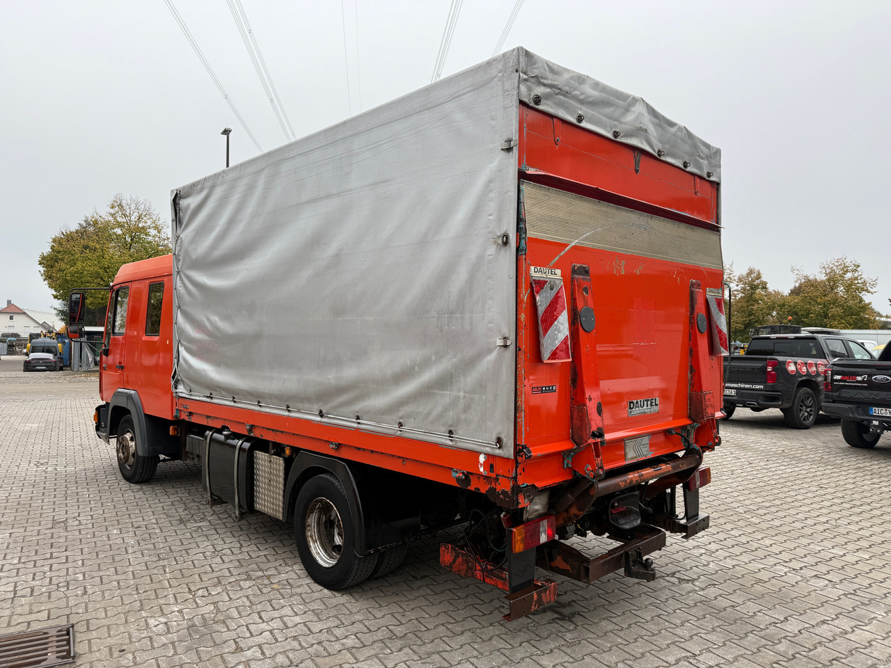 MAN 8.174 Pritsche+Plane+Ladebordwand DOKA L2000 - شاحنة ستارة: صورة 5 MAN 8.174 Pritsche+Plane+Ladebordwand DOKA L2000 - شاحنة ستارة: صورة 5