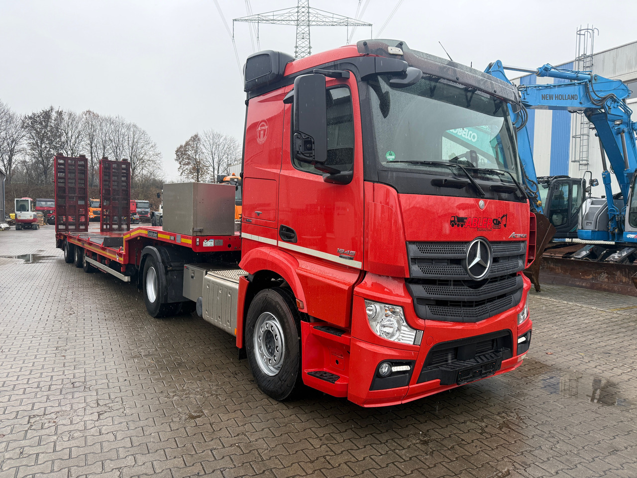Mercedes-Benz 1845 Actros SZM mit Goldhofer Tieflader Auflieger - وحدة جر, عربة منخفضة مسطحة نصف مقطورة: صورة 3 Mercedes-Benz 1845 Actros SZM mit Goldhofer Tieflader Auflieger - وحدة جر, عربة منخفضة مسطحة نصف مقطورة: صورة 3