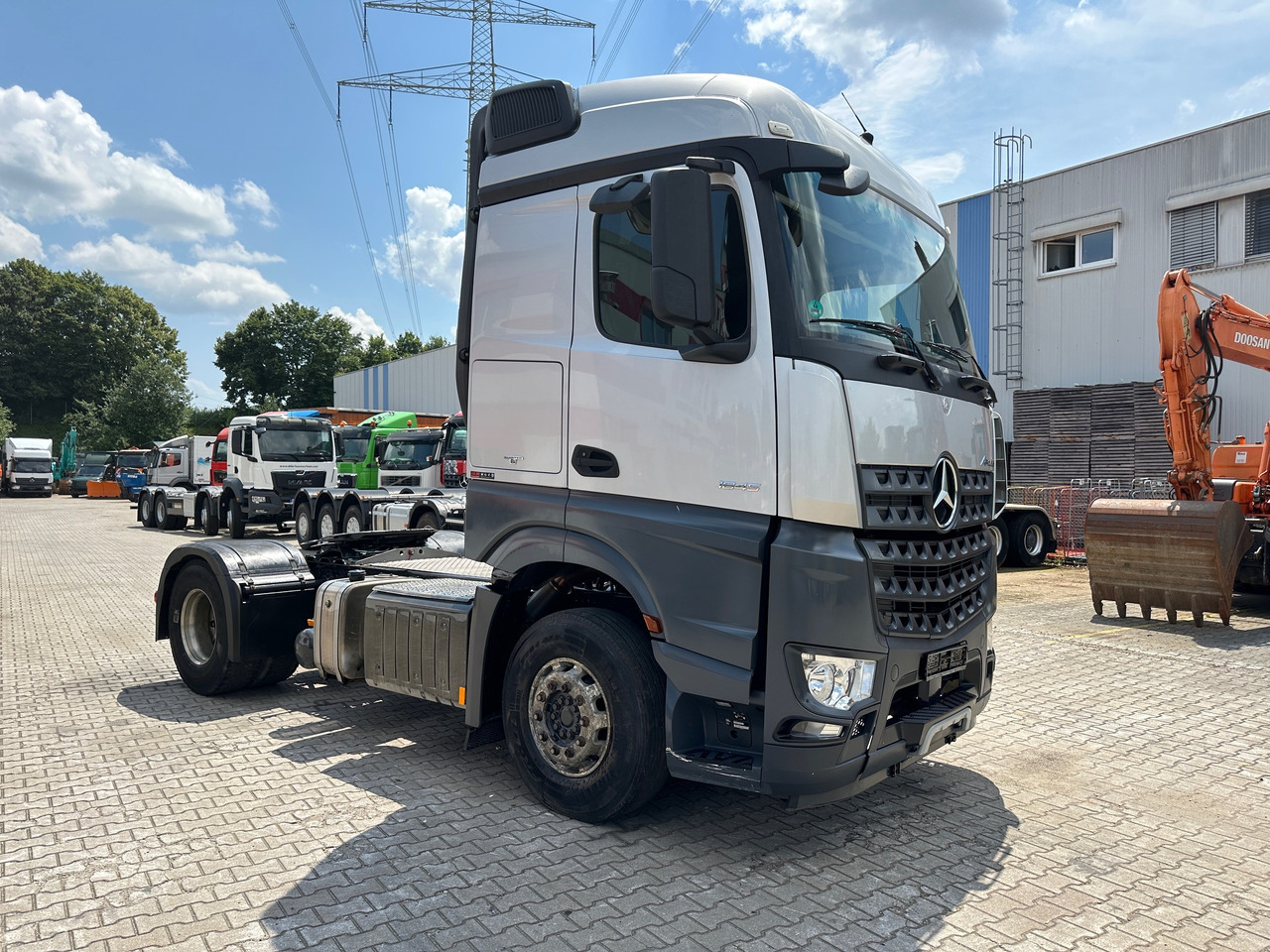Mercedes-Benz 1845 Arocs SZM Kipphydraulik Mischerantrieb - وحدة جر: صورة 3 Mercedes-Benz 1845 Arocs SZM Kipphydraulik Mischerantrieb - وحدة جر: صورة 3