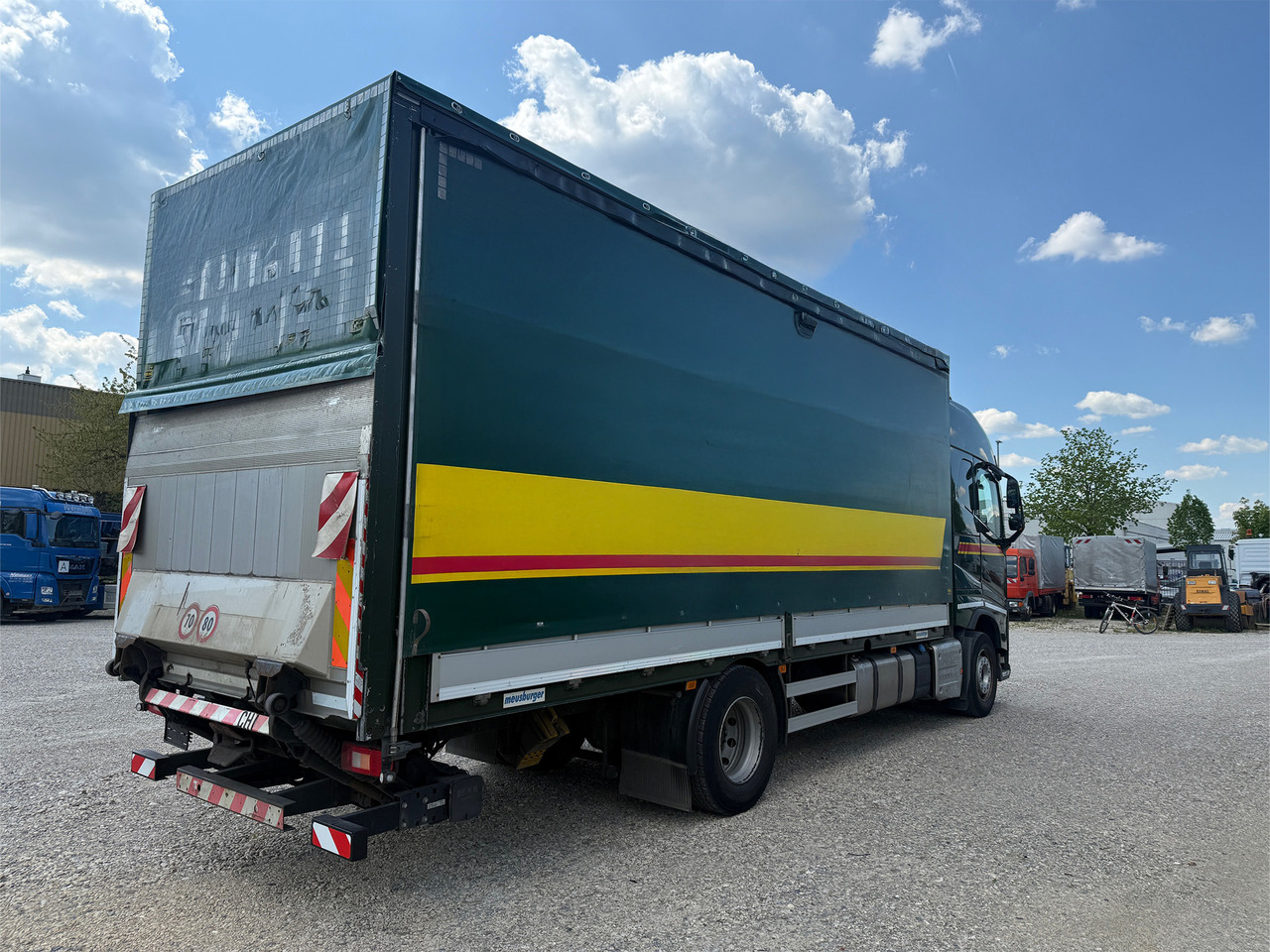 Volvo FH460 Pritsche Plane LBW Klima Retarder - شاحنة ستارة: صورة 4 Volvo FH460 Pritsche Plane LBW Klima Retarder - شاحنة ستارة: صورة 4