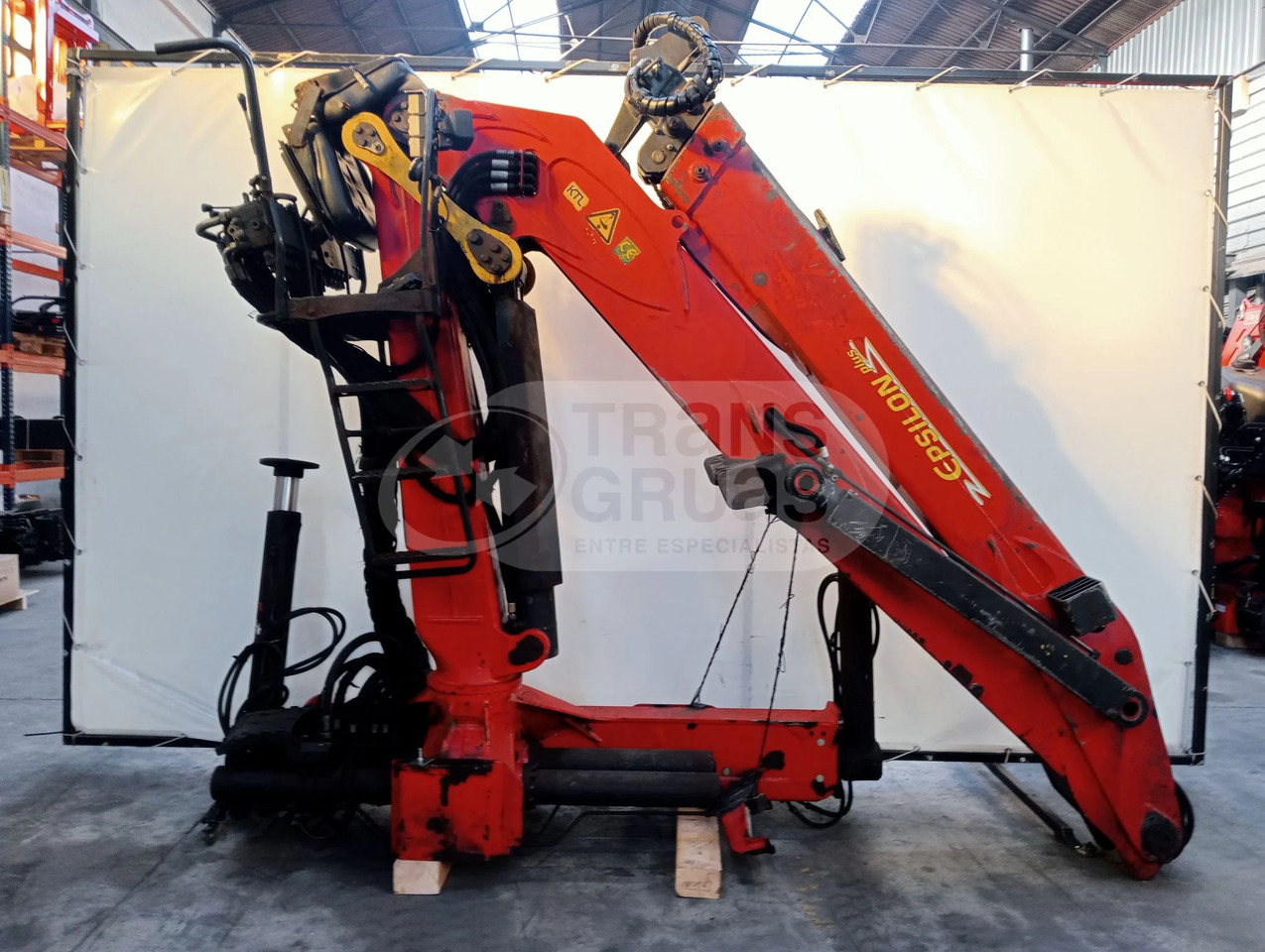 Grúa forestal Epsilon E165Z95 - ونش كرين - معدات الغابات: صورة 1 Grúa forestal Epsilon E165Z95 - ونش كرين - معدات الغابات: صورة 1