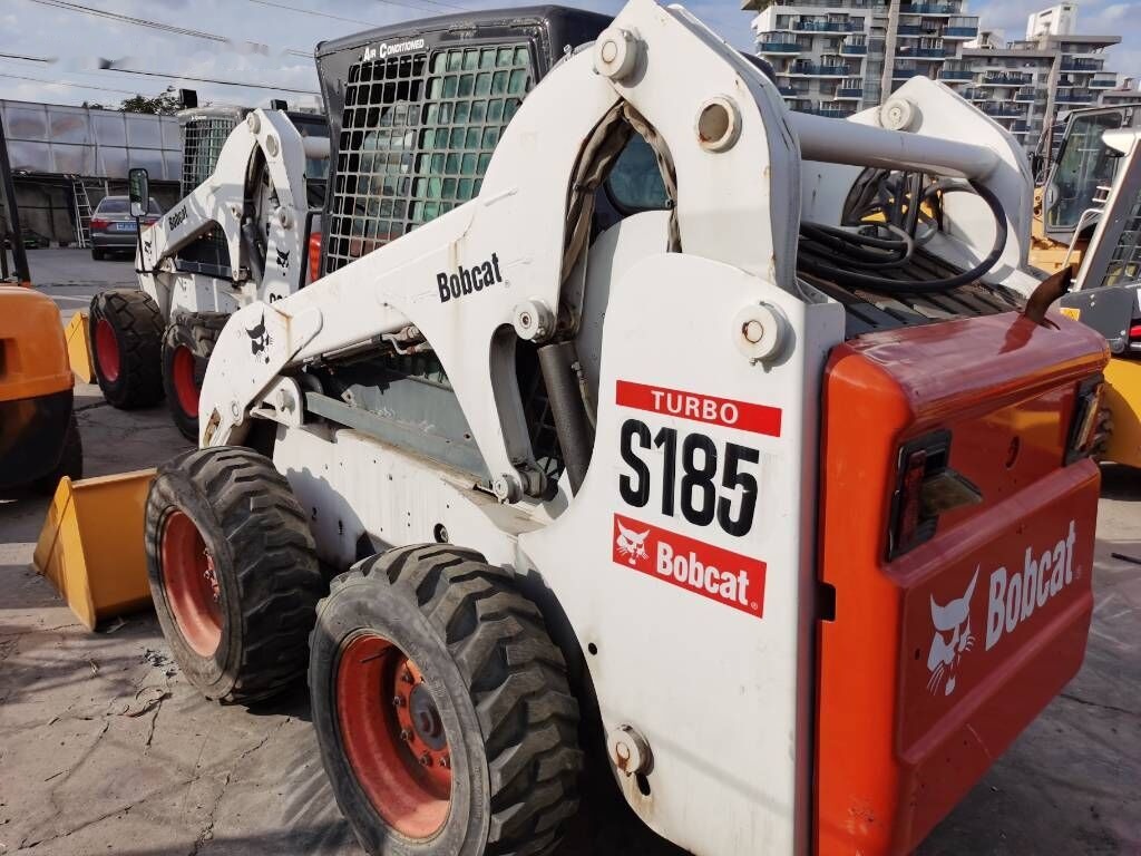 Bobcat S 185 - شيول صغير: صورة 1 Bobcat S 185 - شيول صغير: صورة 1