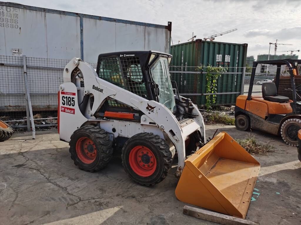 Bobcat S 185 - شيول صغير: صورة 4 Bobcat S 185 - شيول صغير: صورة 4