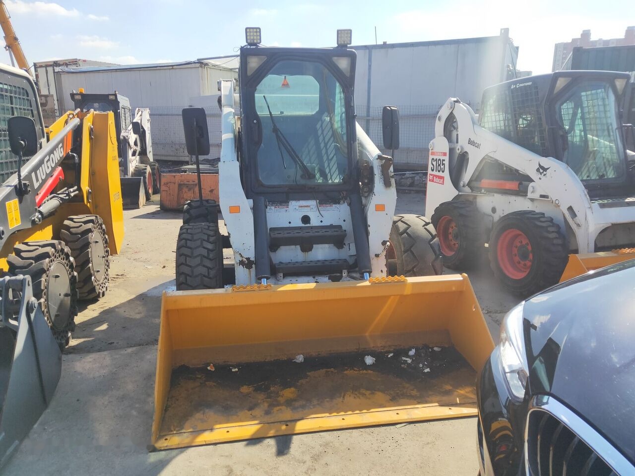 Bobcat S300 - شيول صغير: صورة 1 Bobcat S300 - شيول صغير: صورة 1
