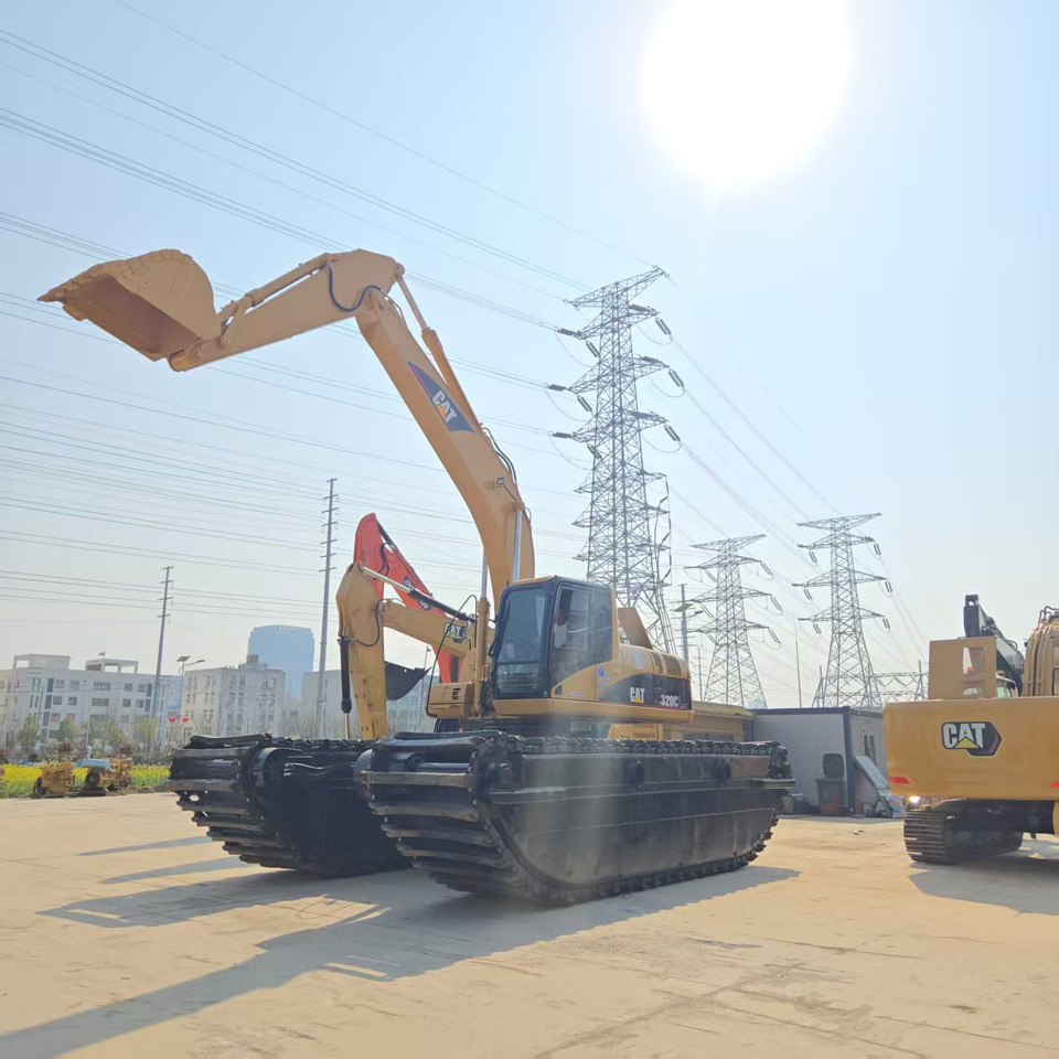 Caterpillar 320C - حفارة أفقية: صورة 1 Caterpillar 320C - حفارة أفقية: صورة 1