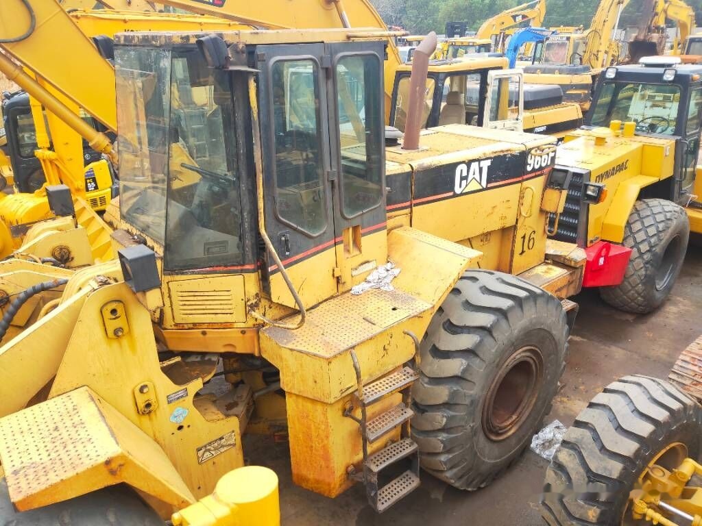 Caterpillar 966 F - اللودر بعجل: صورة 1 Caterpillar 966 F - اللودر بعجل: صورة 1