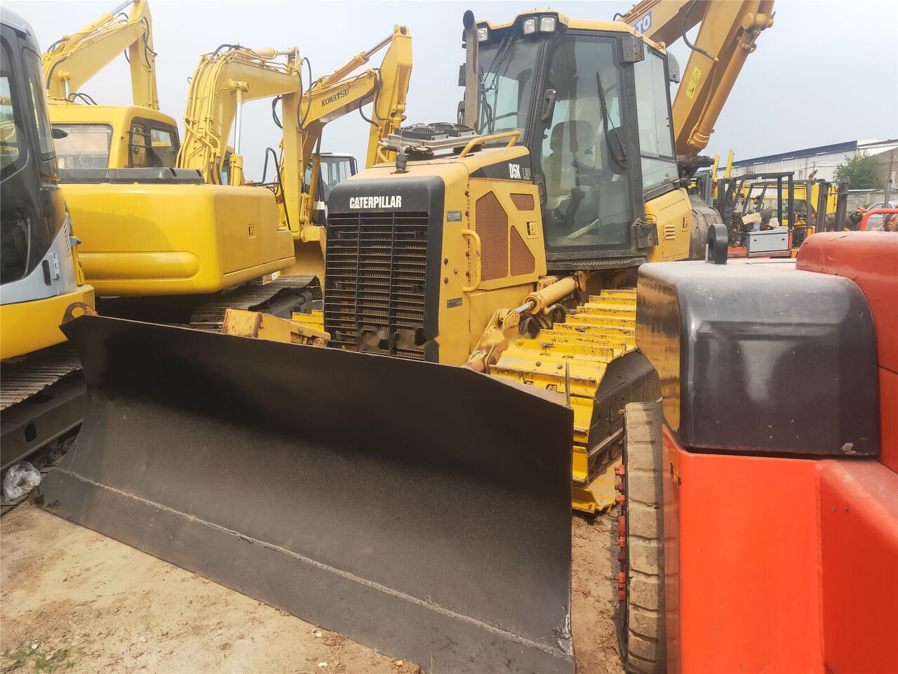 Caterpillar D5K - جرافة: صورة 3 Caterpillar D5K - جرافة: صورة 3