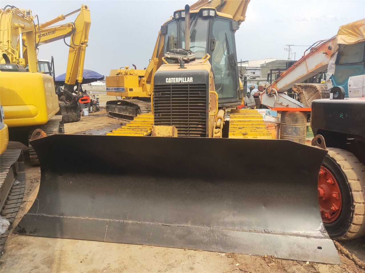 Caterpillar D5K - جرافة: صورة 2 Caterpillar D5K - جرافة: صورة 2