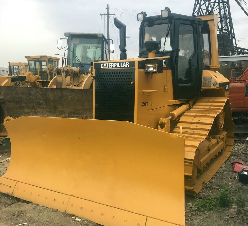 Caterpillar D5M - جرافة: صورة 1 Caterpillar D5M - جرافة: صورة 1