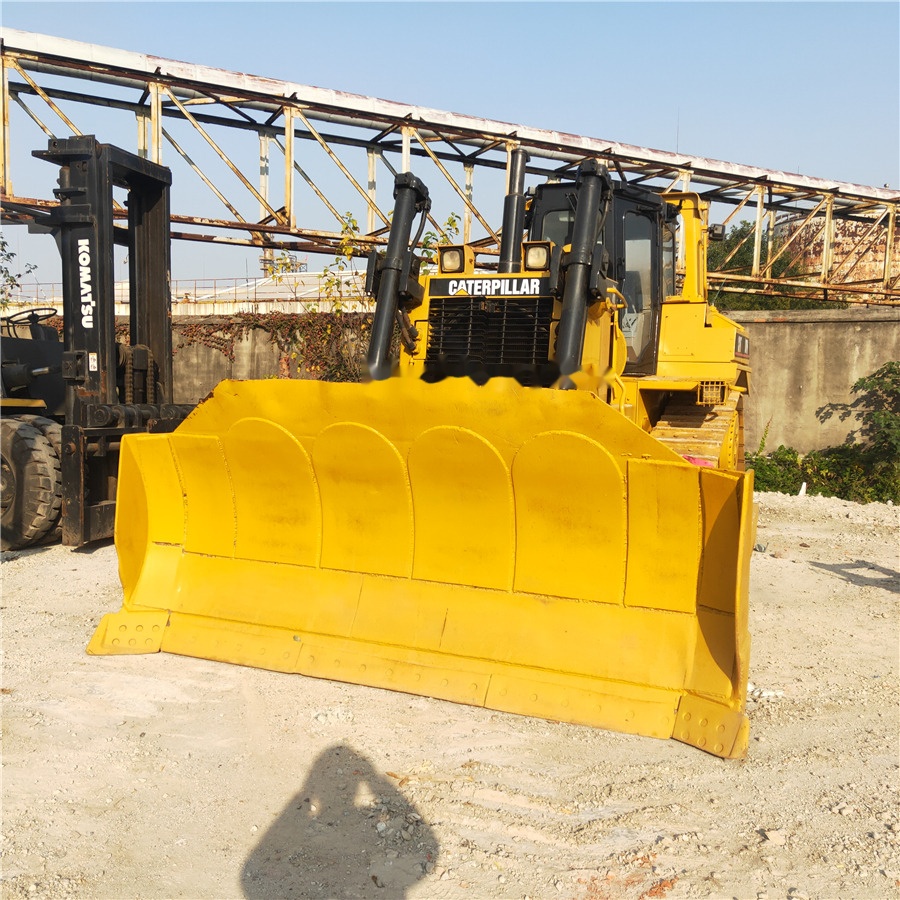 Caterpillar D7H - جرافة: صورة 1 Caterpillar D7H - جرافة: صورة 1