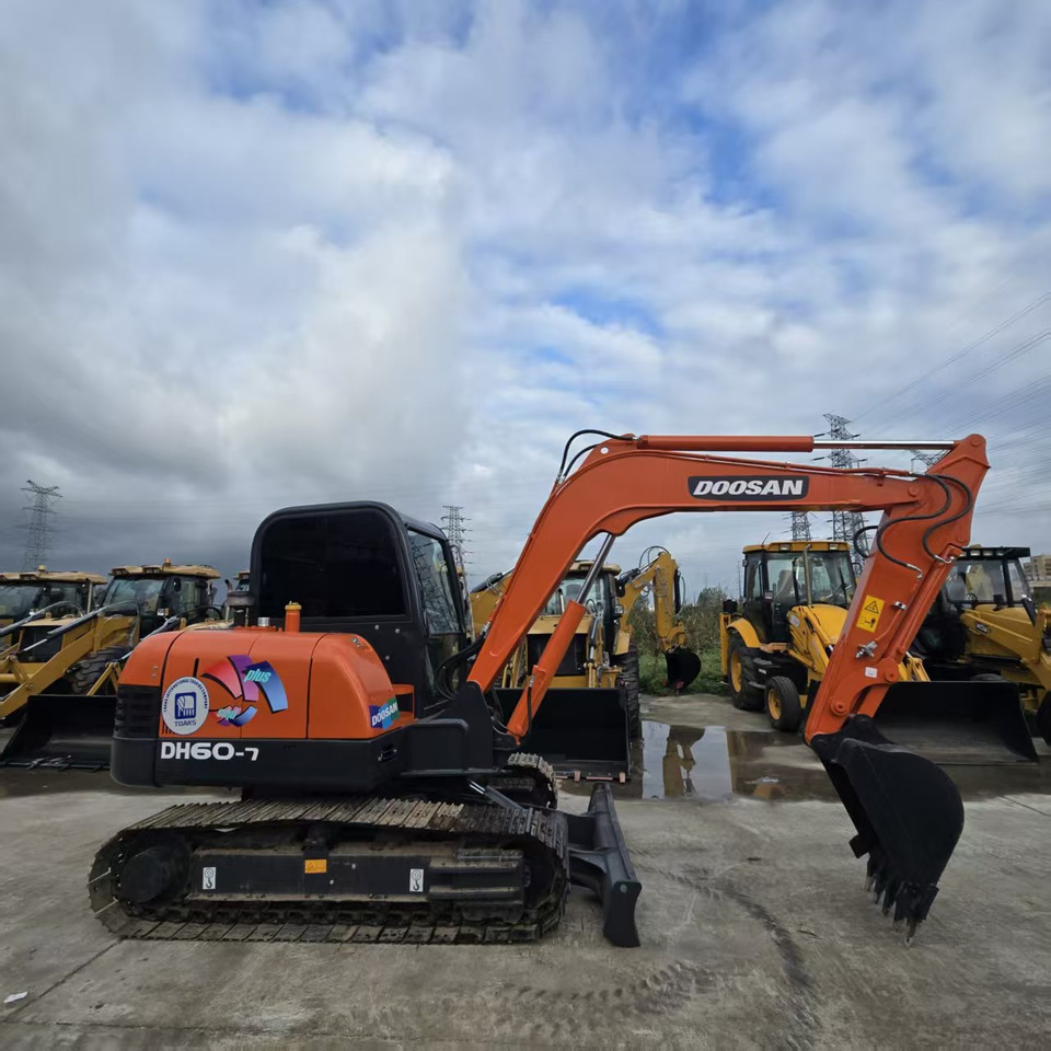 DOOSAN DH60 - حفارة مُصَّغرة: صورة 1 DOOSAN DH60 - حفارة مُصَّغرة: صورة 1