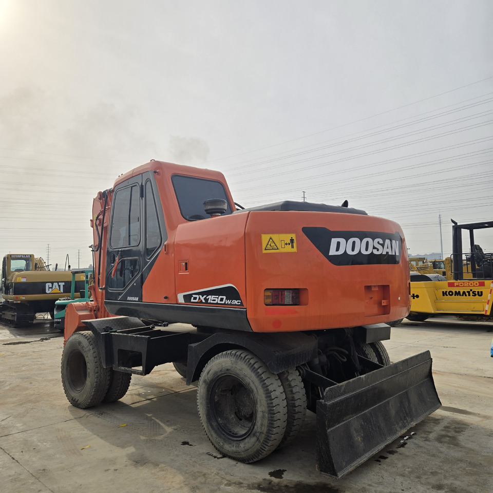 حفارة دولاب DOOSAN DX150W: صورة 7 حفارة دولاب DOOSAN DX150W: صورة 7
