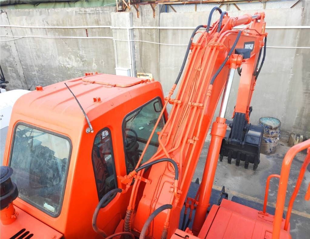 Doosan DH 150 W-7 - حفارة دولاب: صورة 4 Doosan DH 150 W-7 - حفارة دولاب: صورة 4