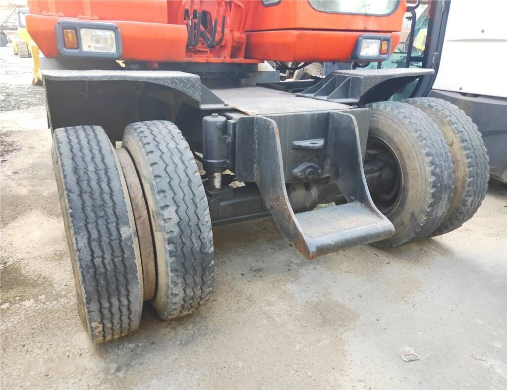 Doosan DH 150 W-7 - حفارة دولاب: صورة 3 Doosan DH 150 W-7 - حفارة دولاب: صورة 3