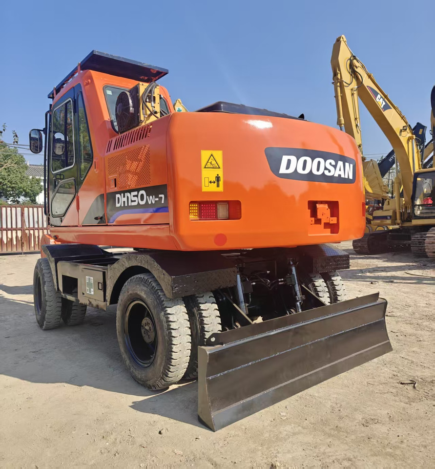 Doosan DH150W - حفارة دولاب: صورة 5 Doosan DH150W - حفارة دولاب: صورة 5