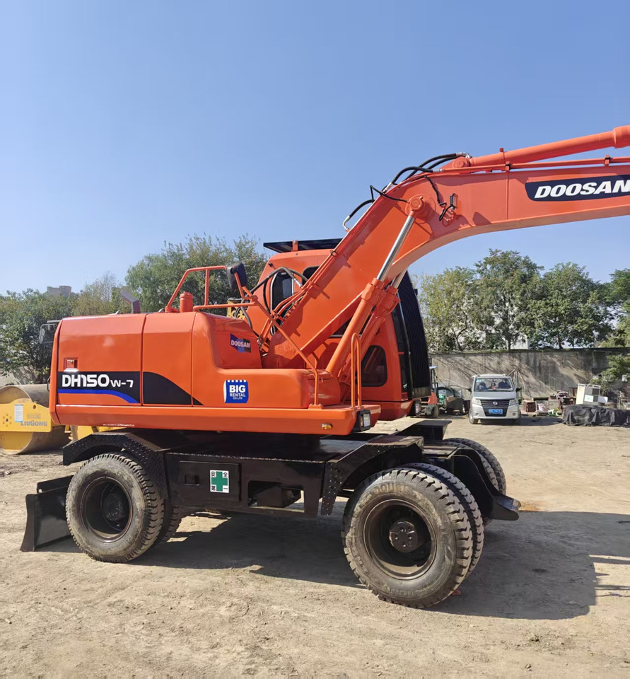 Doosan DH150W - حفارة دولاب: صورة 3 Doosan DH150W - حفارة دولاب: صورة 3
