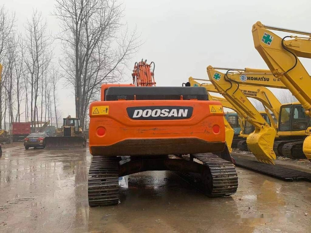 Doosan DX 300 LC - حفار زحاف: صورة 2 Doosan DX 300 LC - حفار زحاف: صورة 2