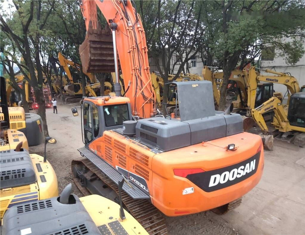 Doosan DX 530 LC-5 - حفار زحاف: صورة 1 Doosan DX 530 LC-5 - حفار زحاف: صورة 1