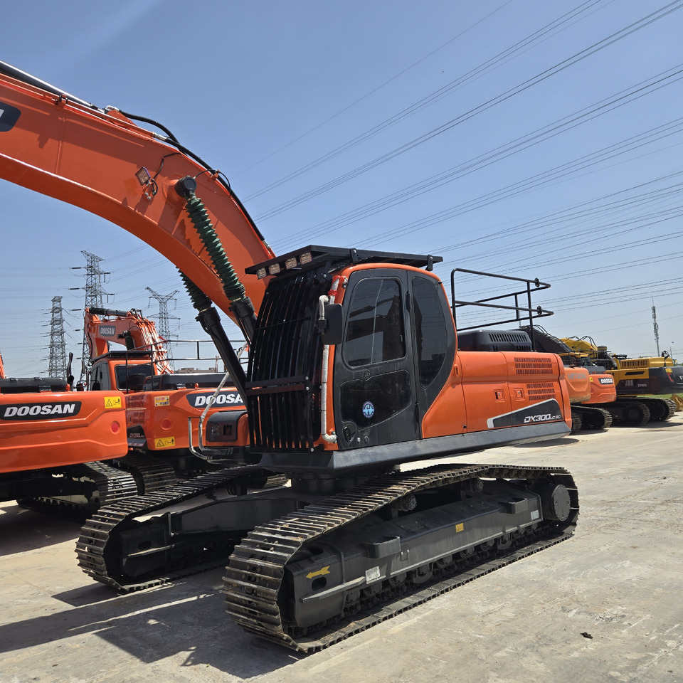 Doosan DX300 - حفارة: صورة 3 Doosan DX300 - حفارة: صورة 3