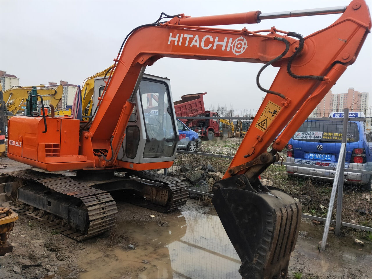 Hitachi EX60 - حفار زحاف: صورة 1 Hitachi EX60 - حفار زحاف: صورة 1