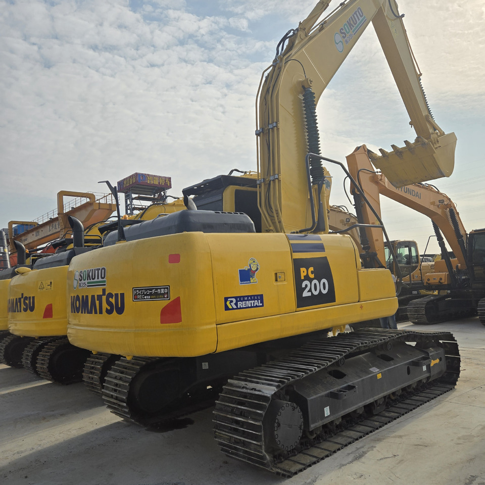 KOMATSU PC200-8 - حفارة: صورة 4 KOMATSU PC200-8 - حفارة: صورة 4