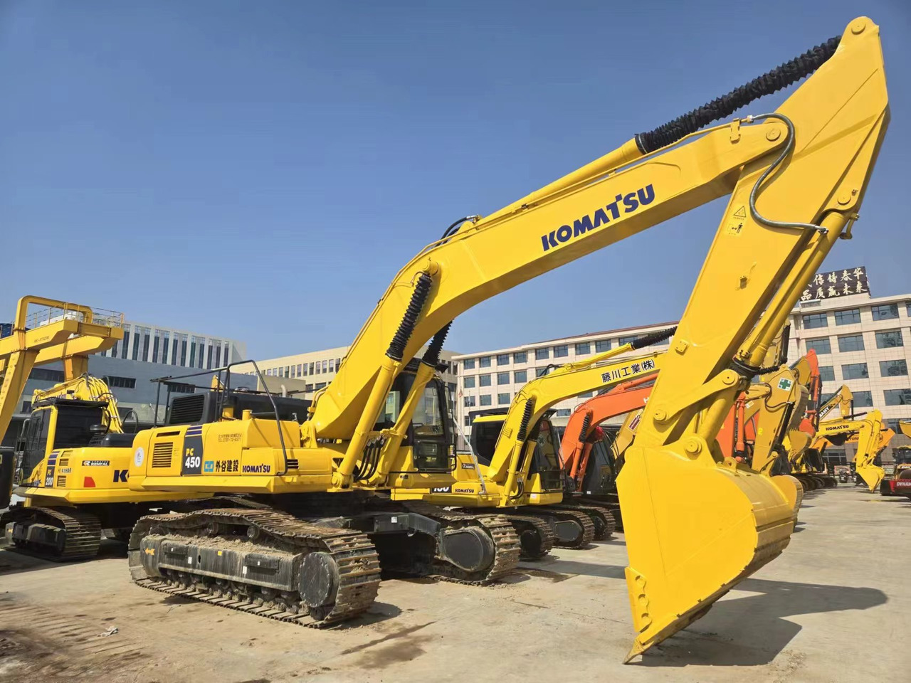 KOMATSU PC450-8 - حفارة: صورة 1 KOMATSU PC450-8 - حفارة: صورة 1
