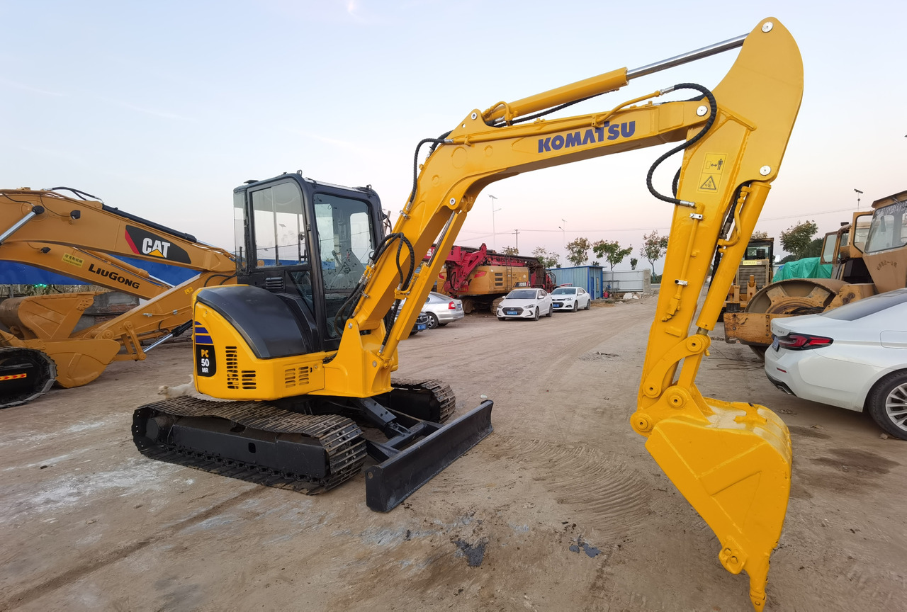 KOMATSU PC50MR - حفارة مُصَّغرة: صورة 1 KOMATSU PC50MR - حفارة مُصَّغرة: صورة 1