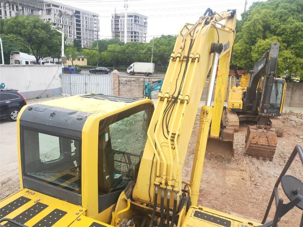 Komatsu PC210-8 - حفار زحاف: صورة 3 Komatsu PC210-8 - حفار زحاف: صورة 3