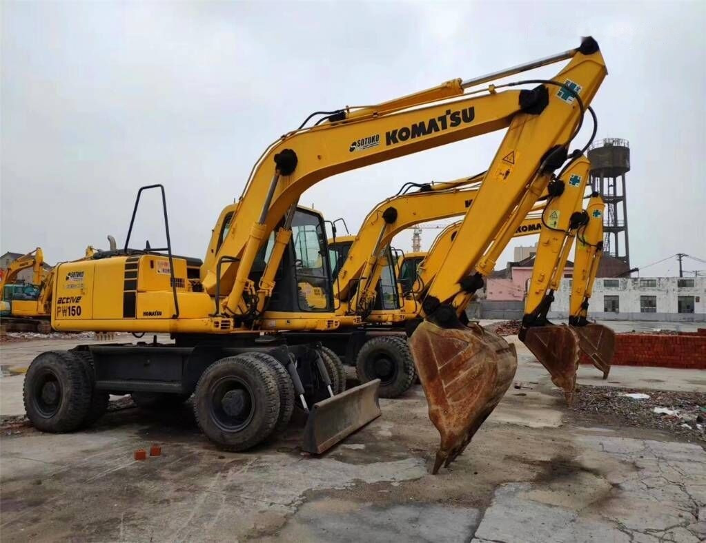 Komatsu PW150 - حفارة دولاب: صورة 2 Komatsu PW150 - حفارة دولاب: صورة 2