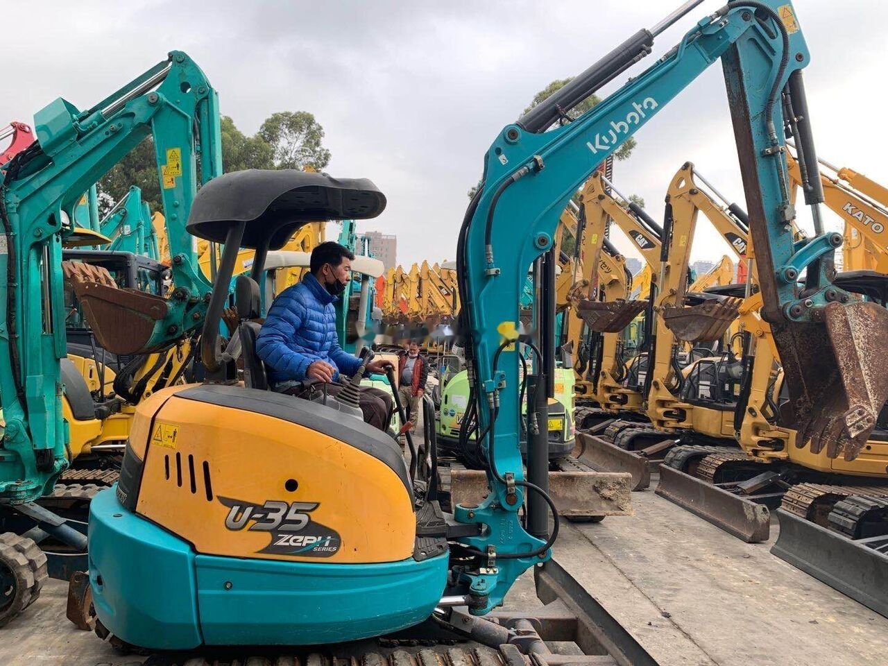 Kubota U35 - حفارة مُصَّغرة: صورة 4 Kubota U35 - حفارة مُصَّغرة: صورة 4