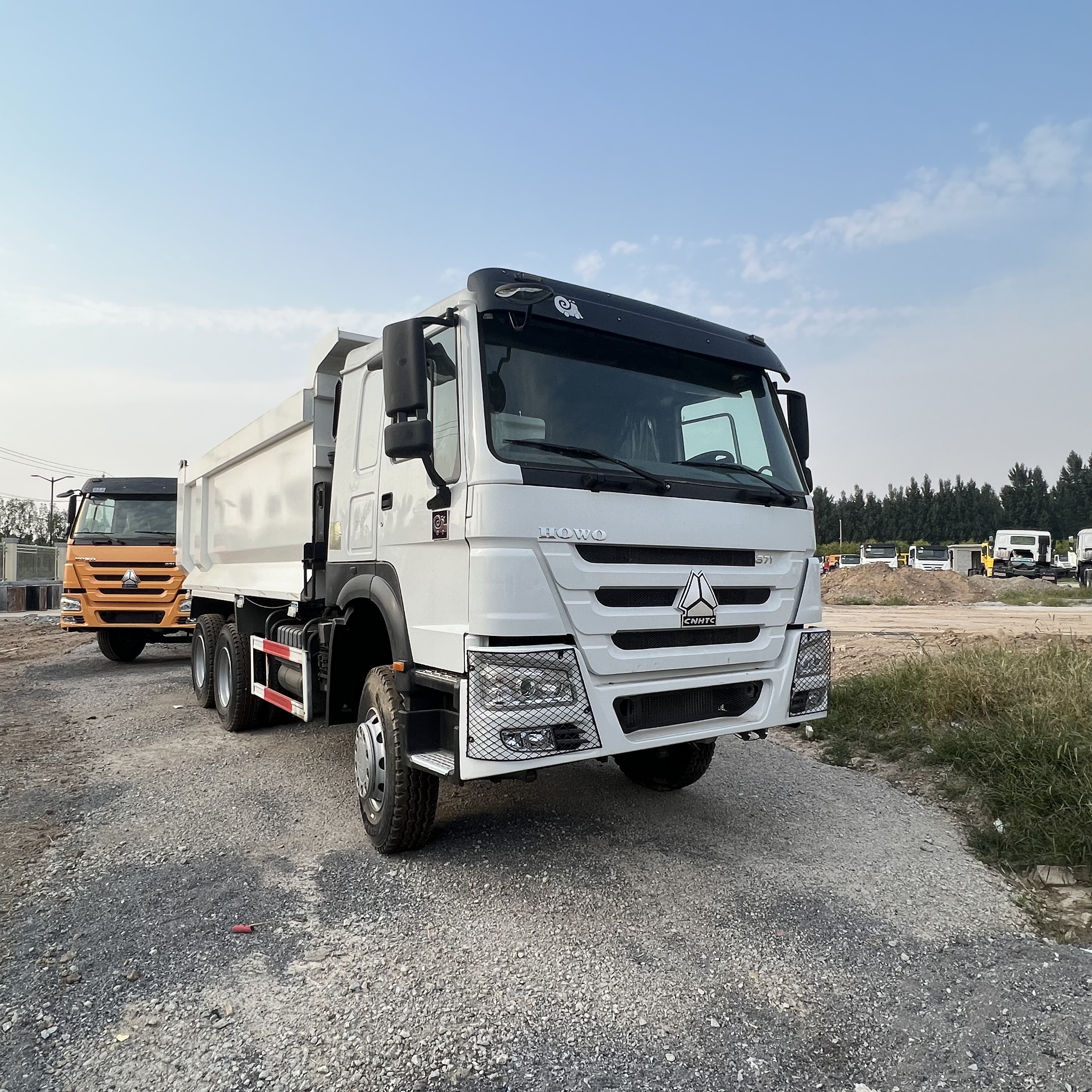 شاحنة قلاب Sinotruk HOWO 371 6*4 Dump truck: صورة 6