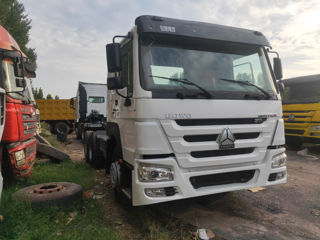 وحدة جر Sinotruk HOWO 371 6*4 Tractor: صورة 7 وحدة جر Sinotruk HOWO 371 6*4 Tractor: صورة 7
