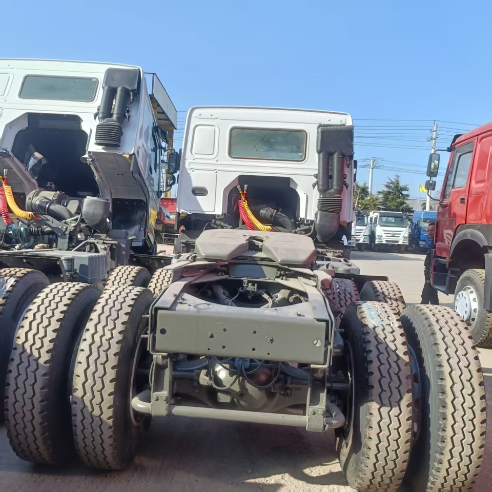 Sinotruk HOWO 371 6*4 Tractor - وحدة جر: صورة 3 Sinotruk HOWO 371 6*4 Tractor - وحدة جر: صورة 3