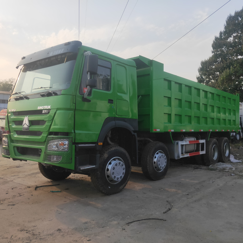 Sinotruk HOWO 371 8*4 Dump truck - شاحنة قلاب: صورة 1 Sinotruk HOWO 371 8*4 Dump truck - شاحنة قلاب: صورة 1