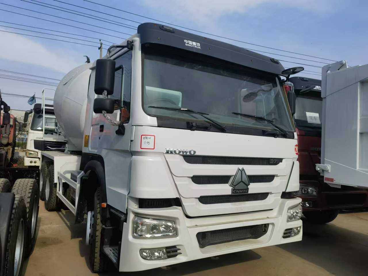 Sinotruk HOWO 371 Concrete mixer truck - شاحنة خلاطة خرسانة: صورة 1 Sinotruk HOWO 371 Concrete mixer truck - شاحنة خلاطة خرسانة: صورة 1