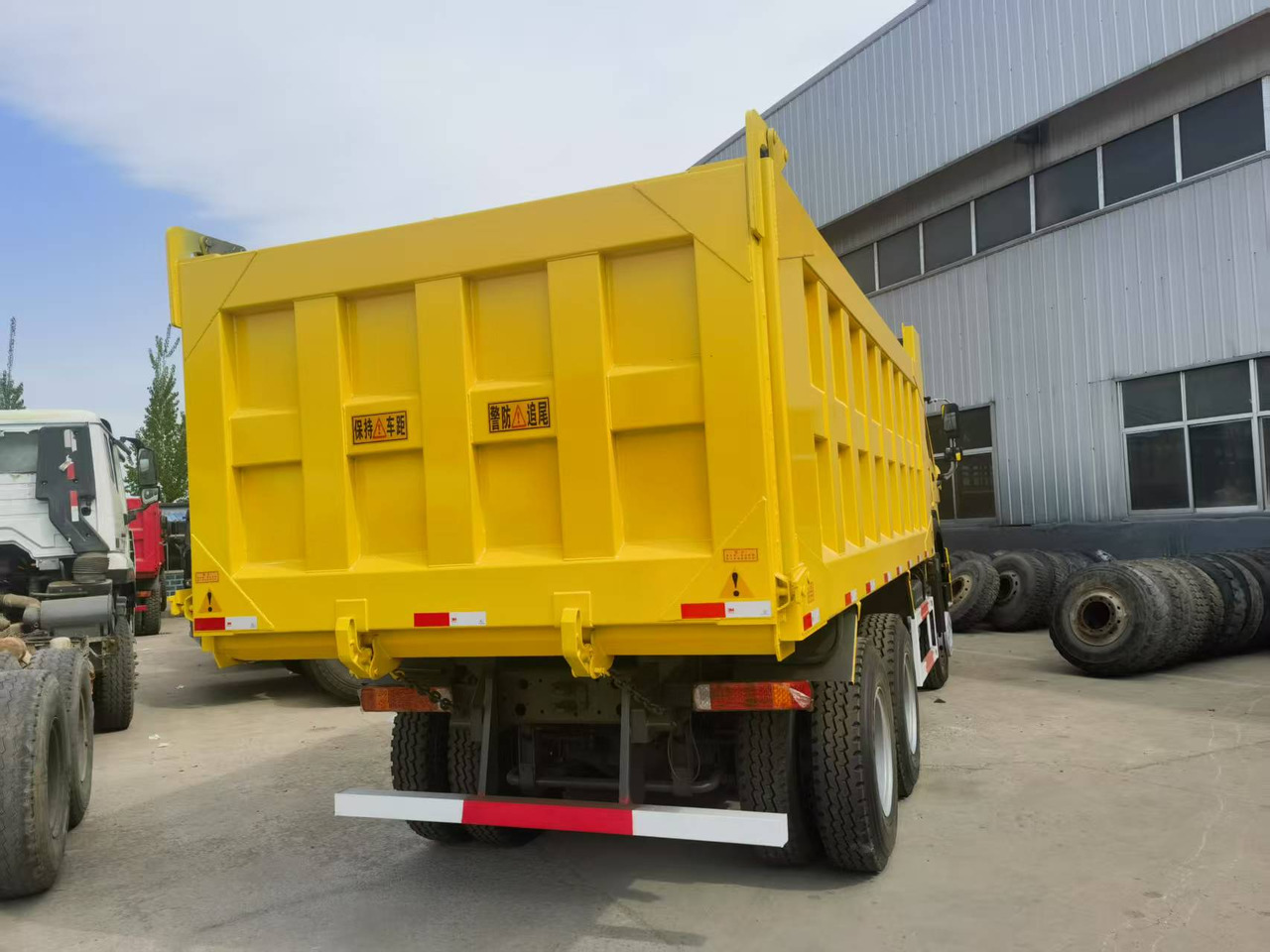 شاحنة قلاب Sinotruk HOWO 371 Dump truck: صورة 8