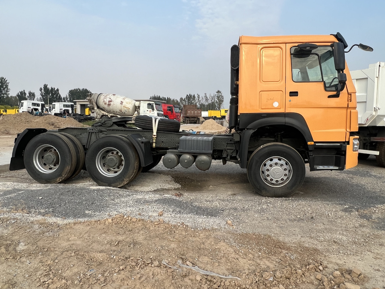 Sinotruk HOWO 371 Tractor - وحدة جر: صورة 2 Sinotruk HOWO 371 Tractor - وحدة جر: صورة 2